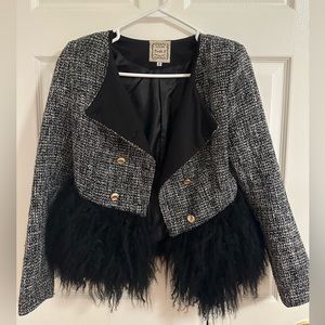 Fashion coat with fur